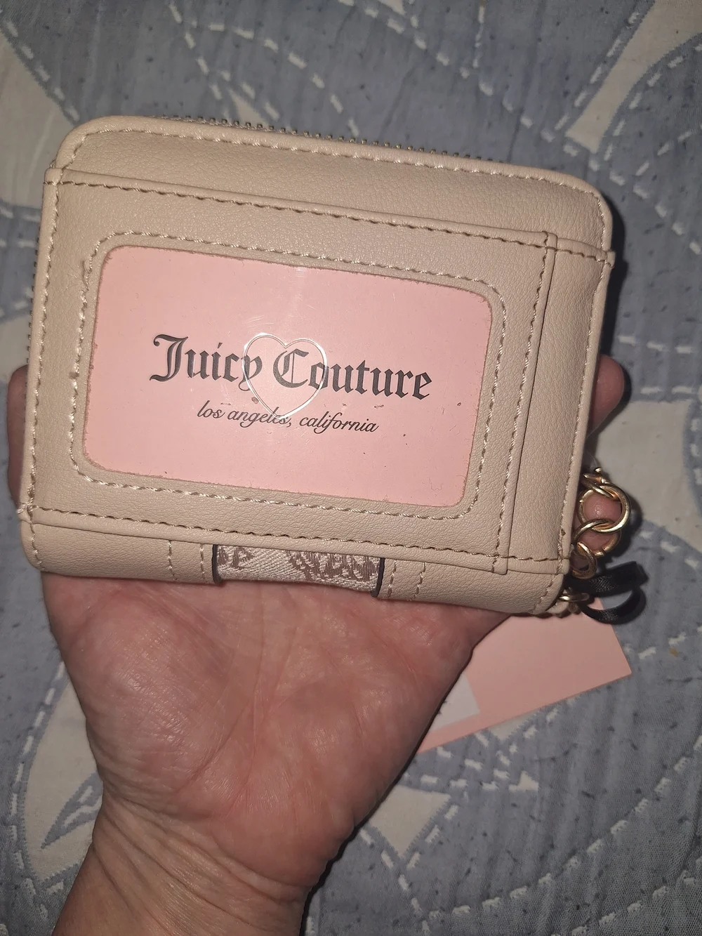 EXCLUSIVE Juicy Couture Beige Pink Logo Zip Wallet with Gold Chain